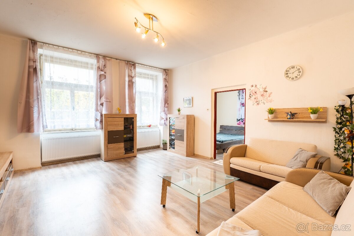 Prodej rodinného domu Leskovice 250m - 4