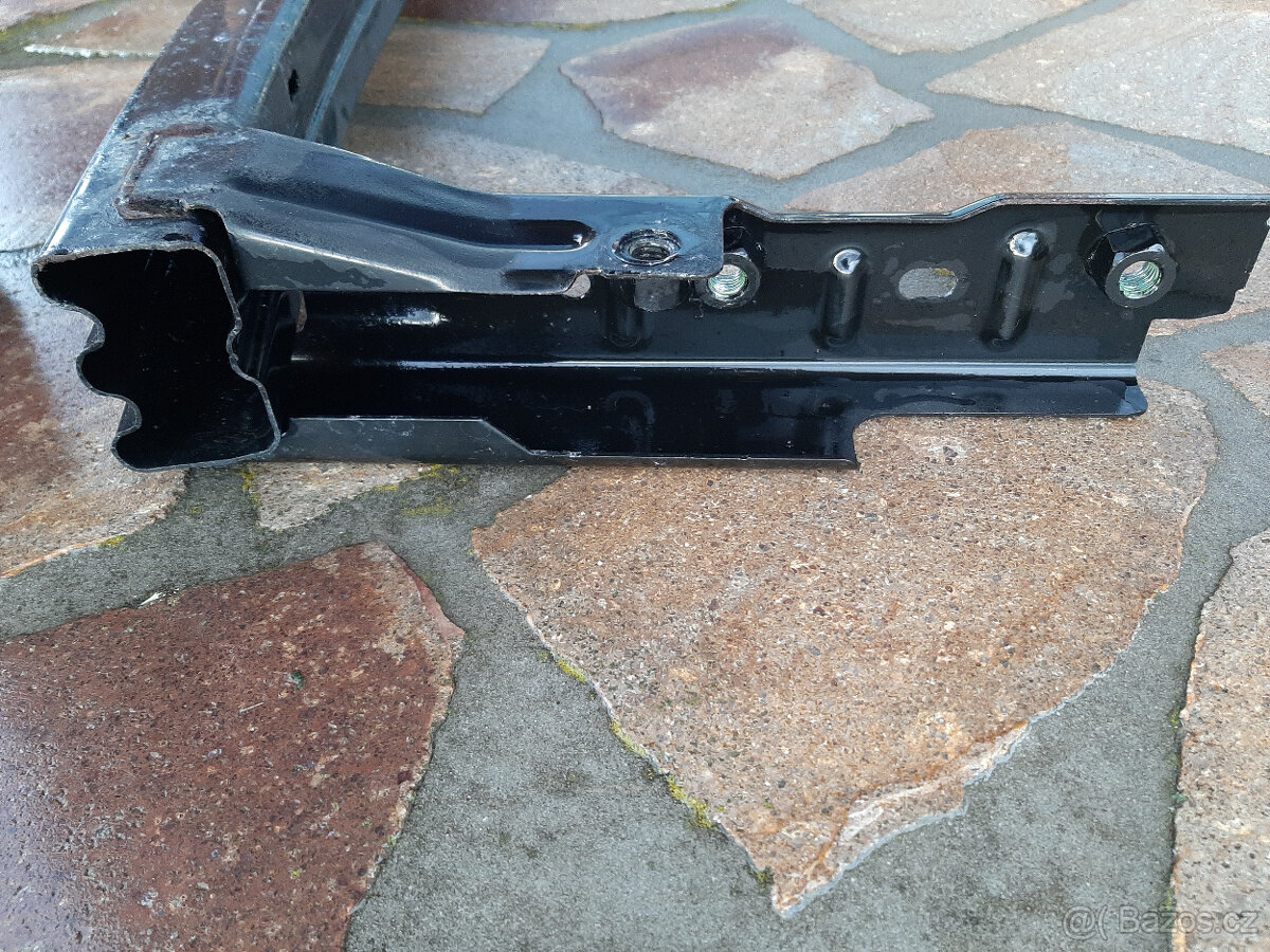 Výztuha zadního nárazníku DODGE DURANGO, JEEP GRAND CHEROKEE - 4