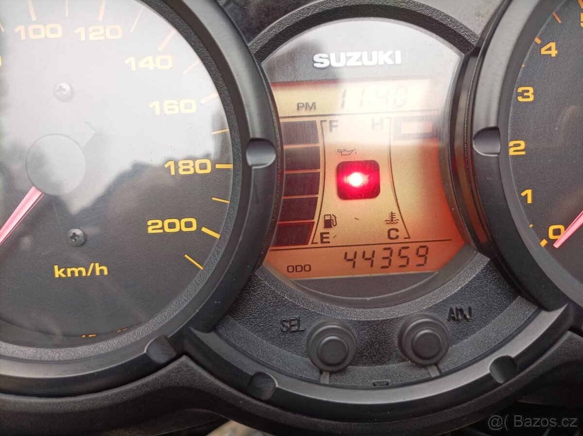 Suzuki DL 650 V-Strom - 4