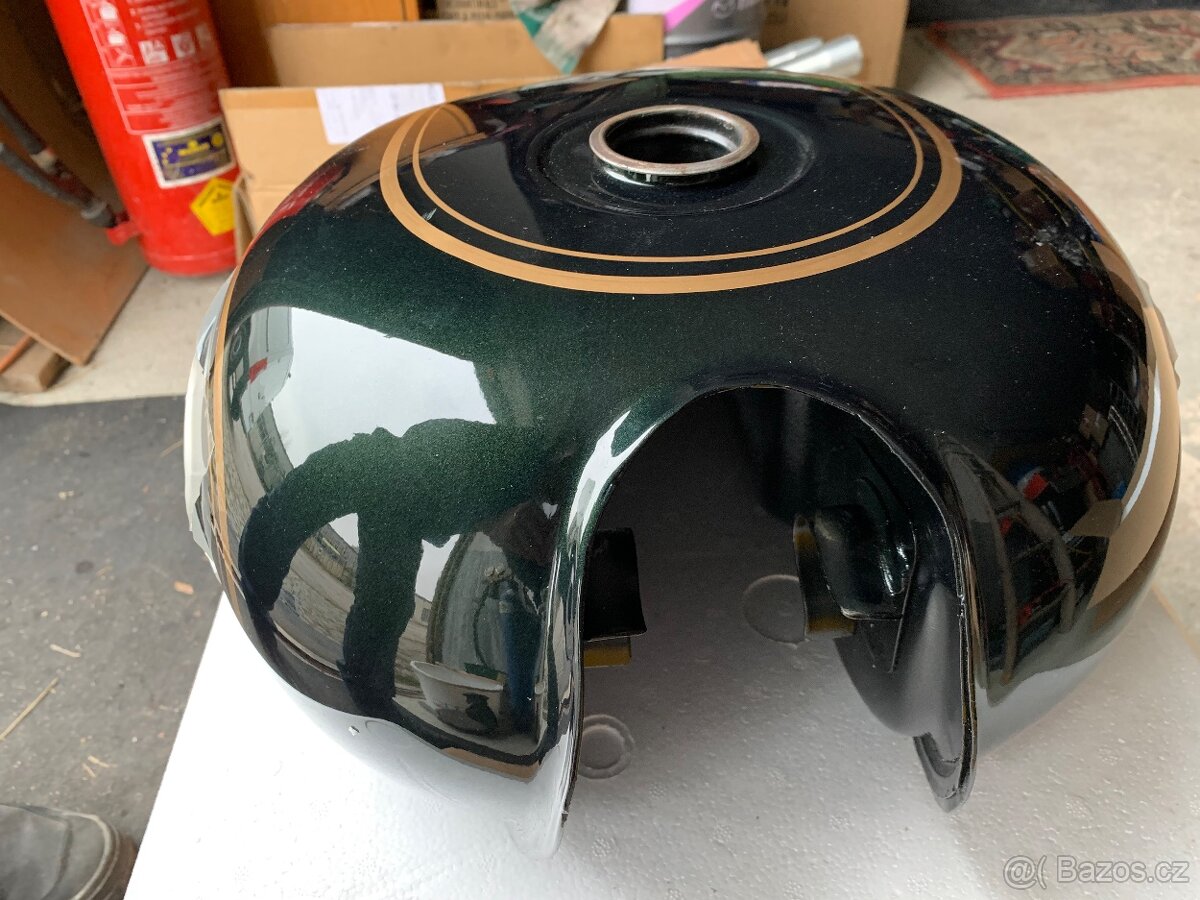 Nádrž Royal Enfield 500 - 4