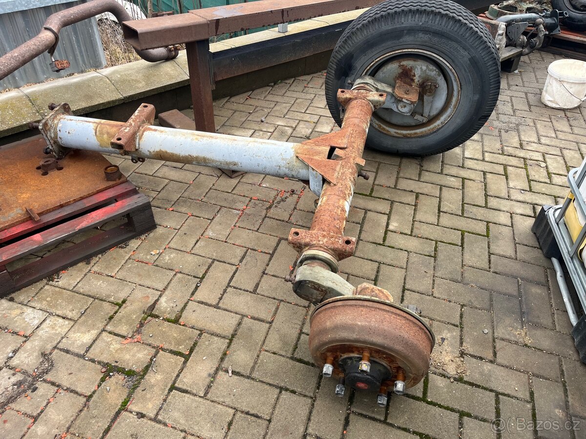 Brzděná náprava 3500 kg - 4