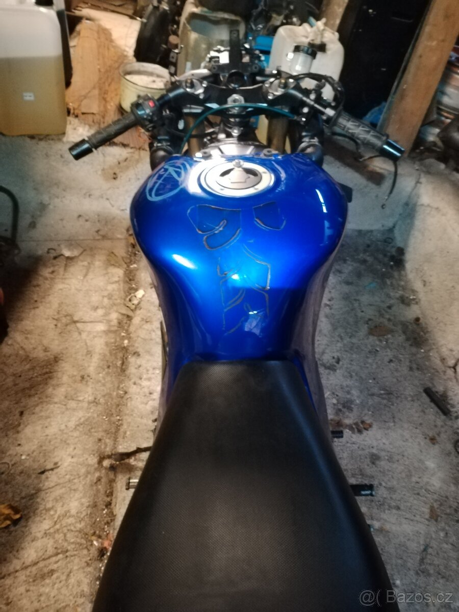 Kawasaki ZZR 1400 - 4