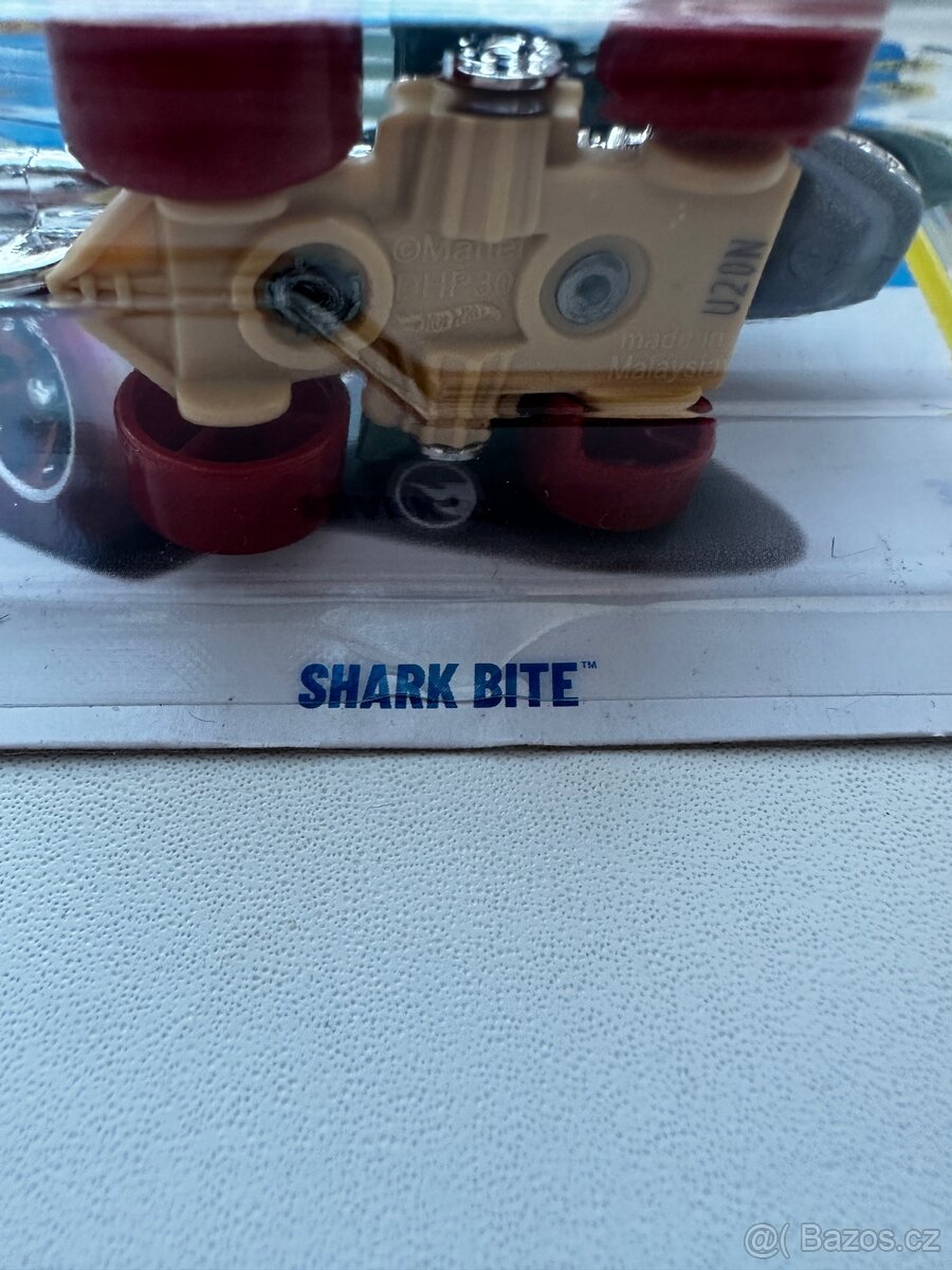 2x Hot Wheels TH "Shark bite" - 4