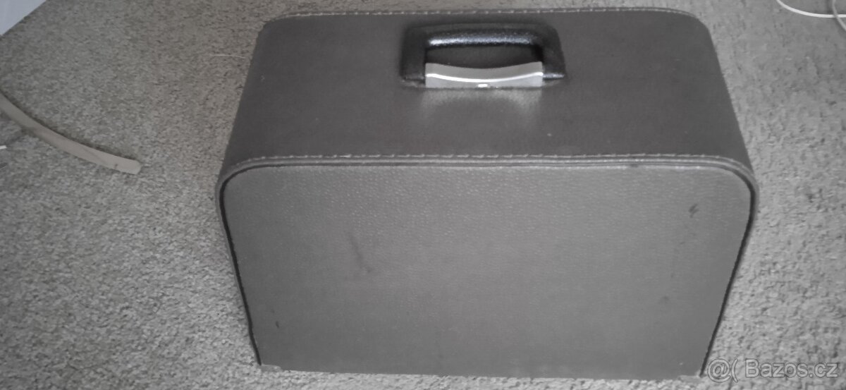 Šicí stroj PREDOM Lucznik 438 - 4