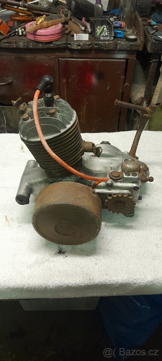 Čz 175 předválečná jednovýfuk - 4