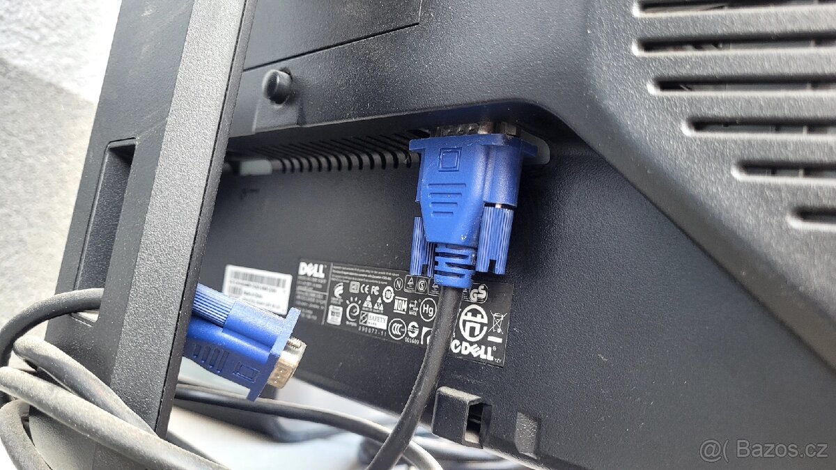 Počítač + monitor - 4