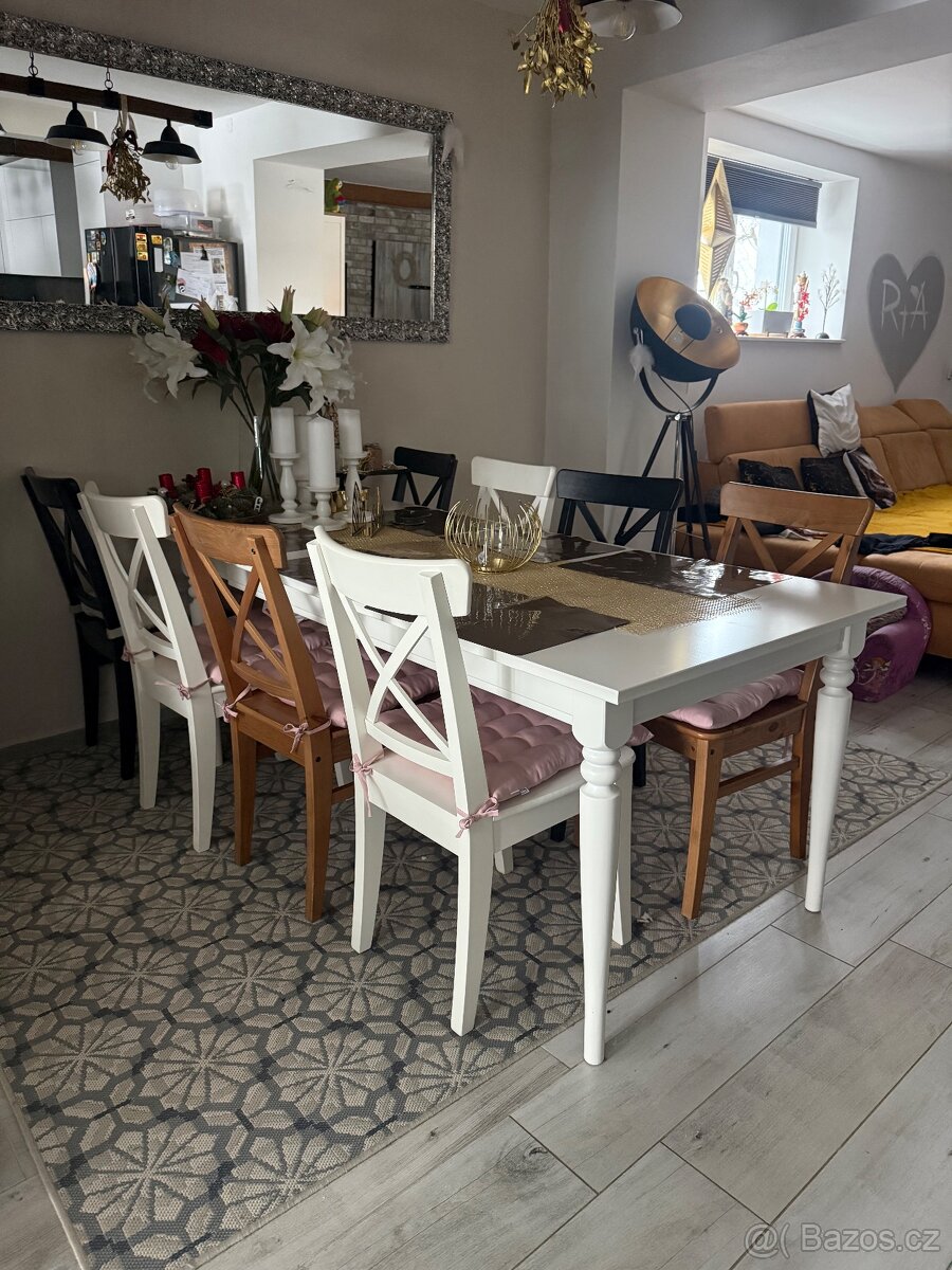 Jídelní stůl + 6-8zidli - 4