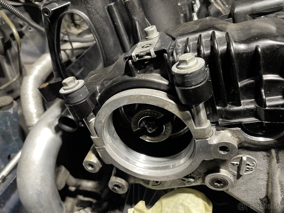 Náhradní šrouby do hlavy motoru M57 - 4