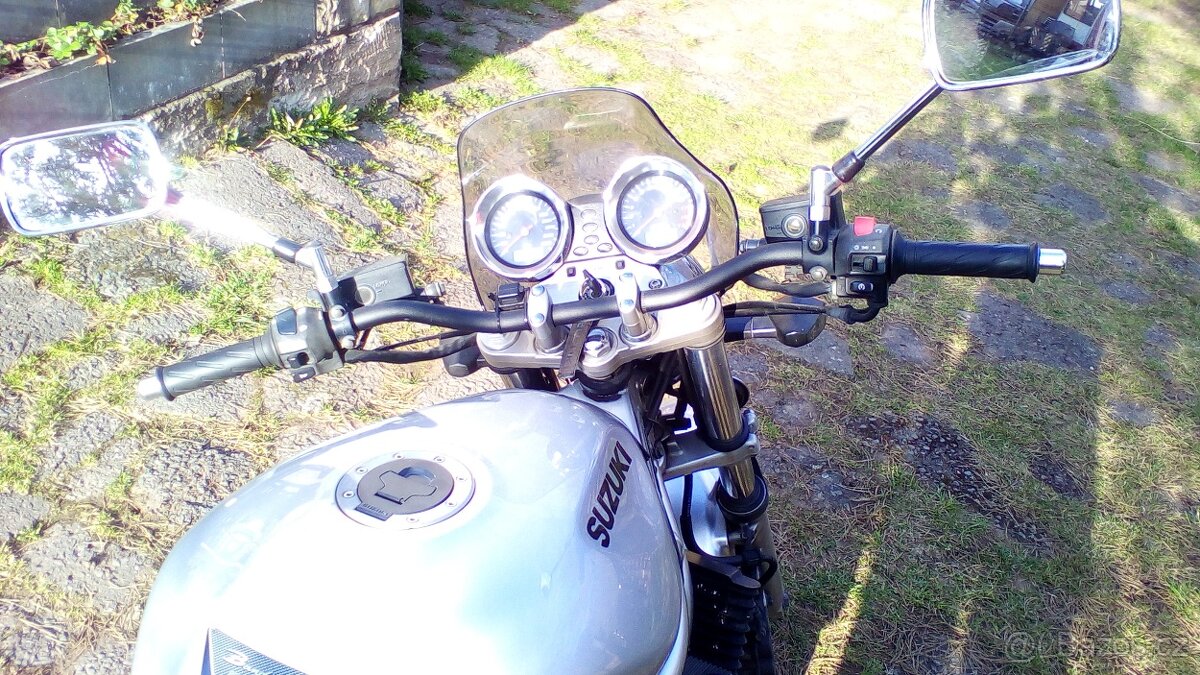 Suzuki Bandit 1200N - 4