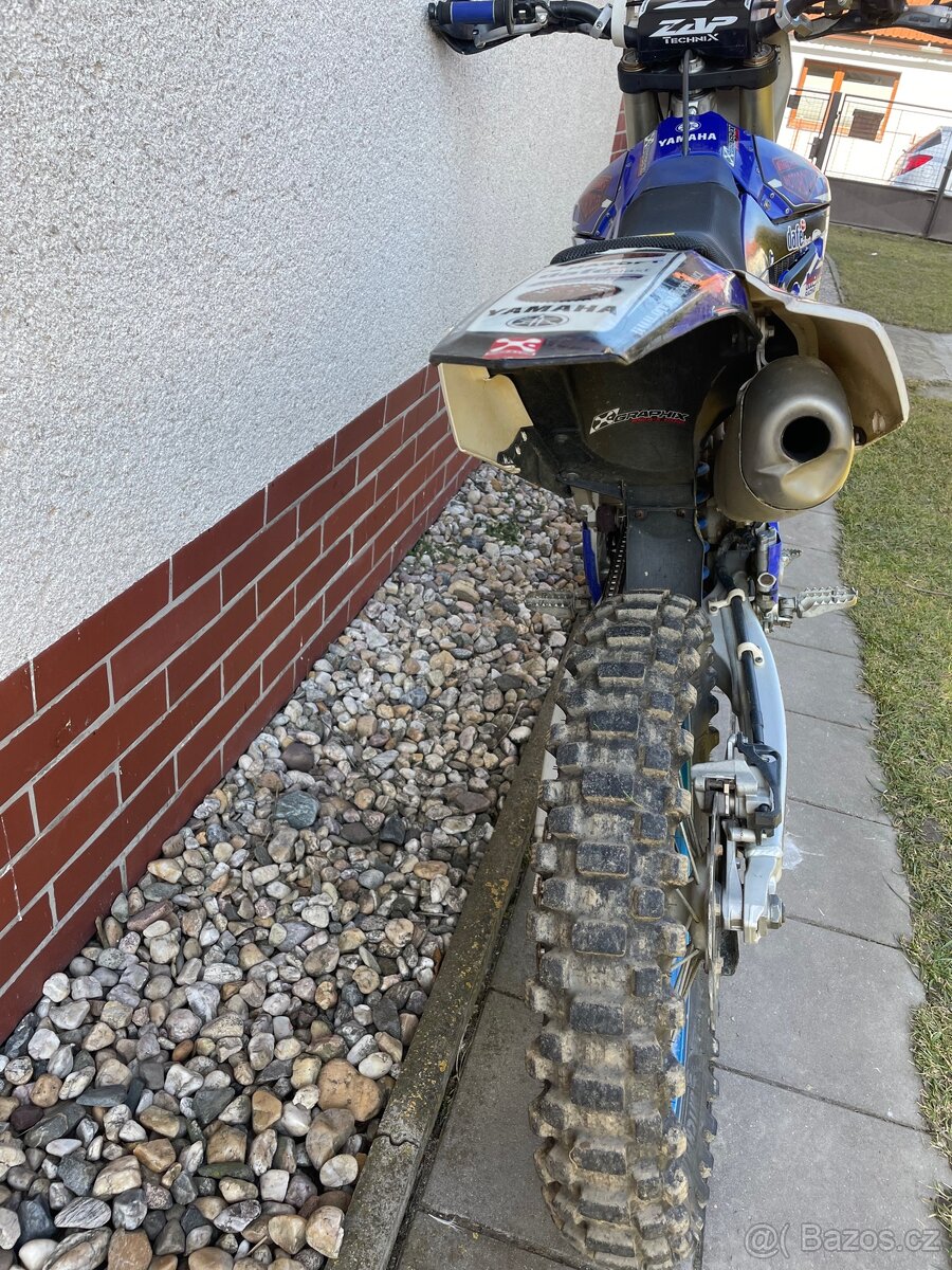 Yamaha YZ250F - 4