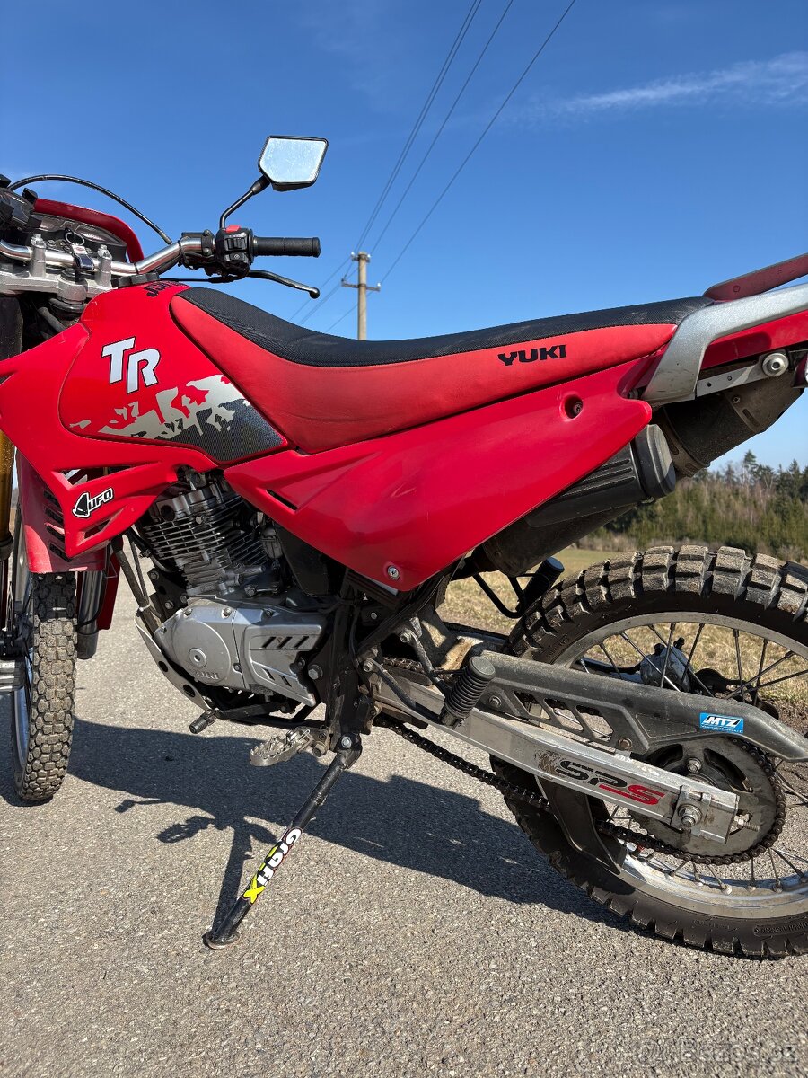 Yuki tr 125 - 4