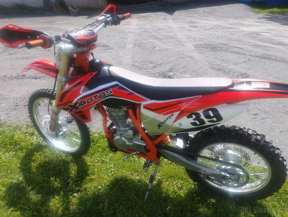 Xmoto 250