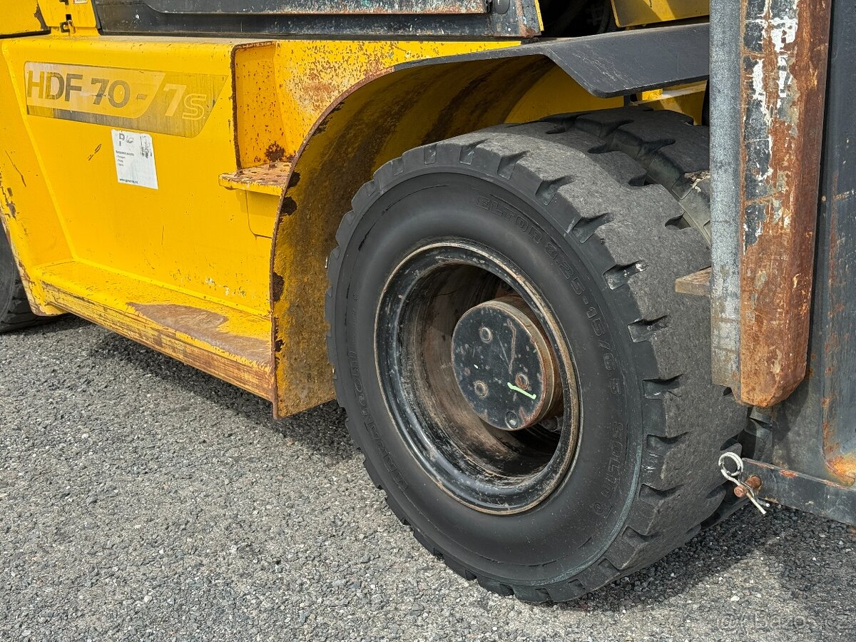 Vysokozdvižný vozík Hyundai HDF 70-7s - zvedá 7t - 4