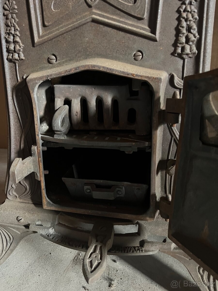Starožitná secesní litinová kamna PATENT METEOR - REZERVACE - 4