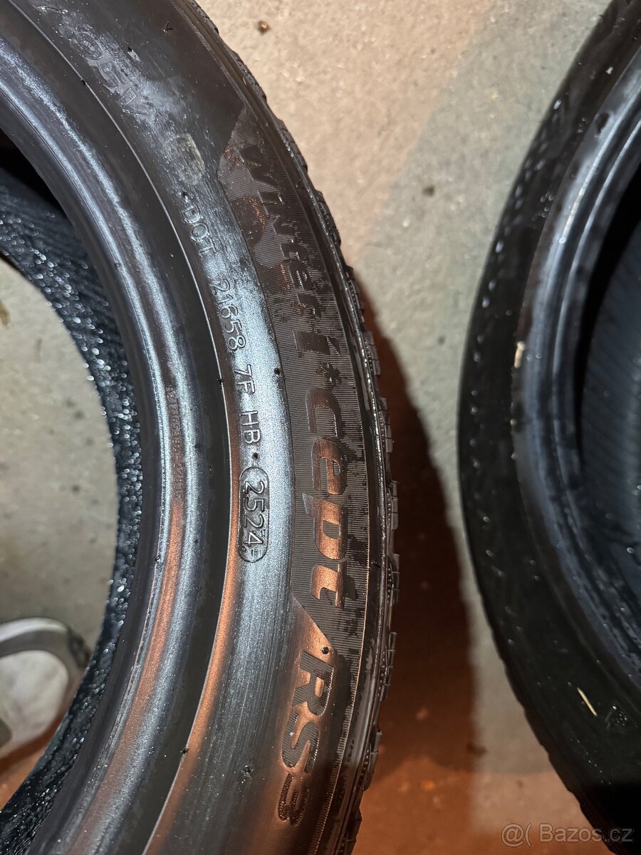 205/55R17 - 4