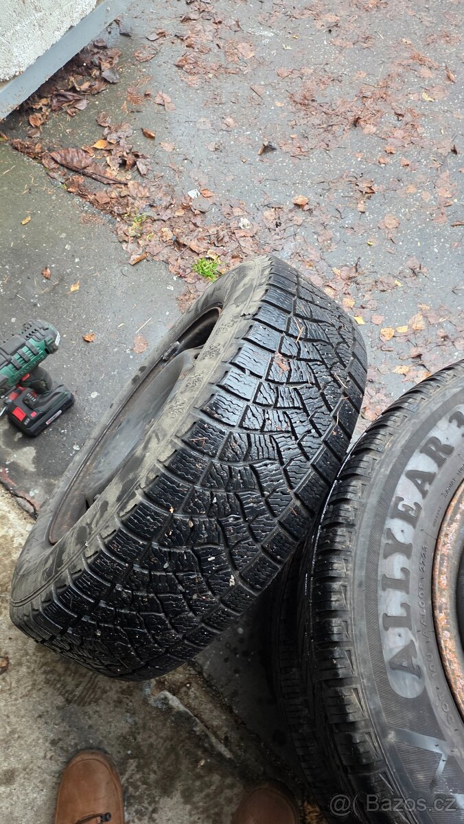 Zimní pneu 2 a 2 r15 plech škoda Octavia 2 - 4