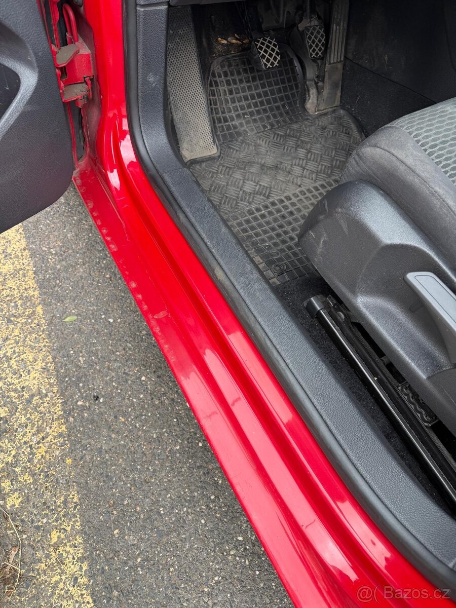 Volkswagen Golf 6 - 4