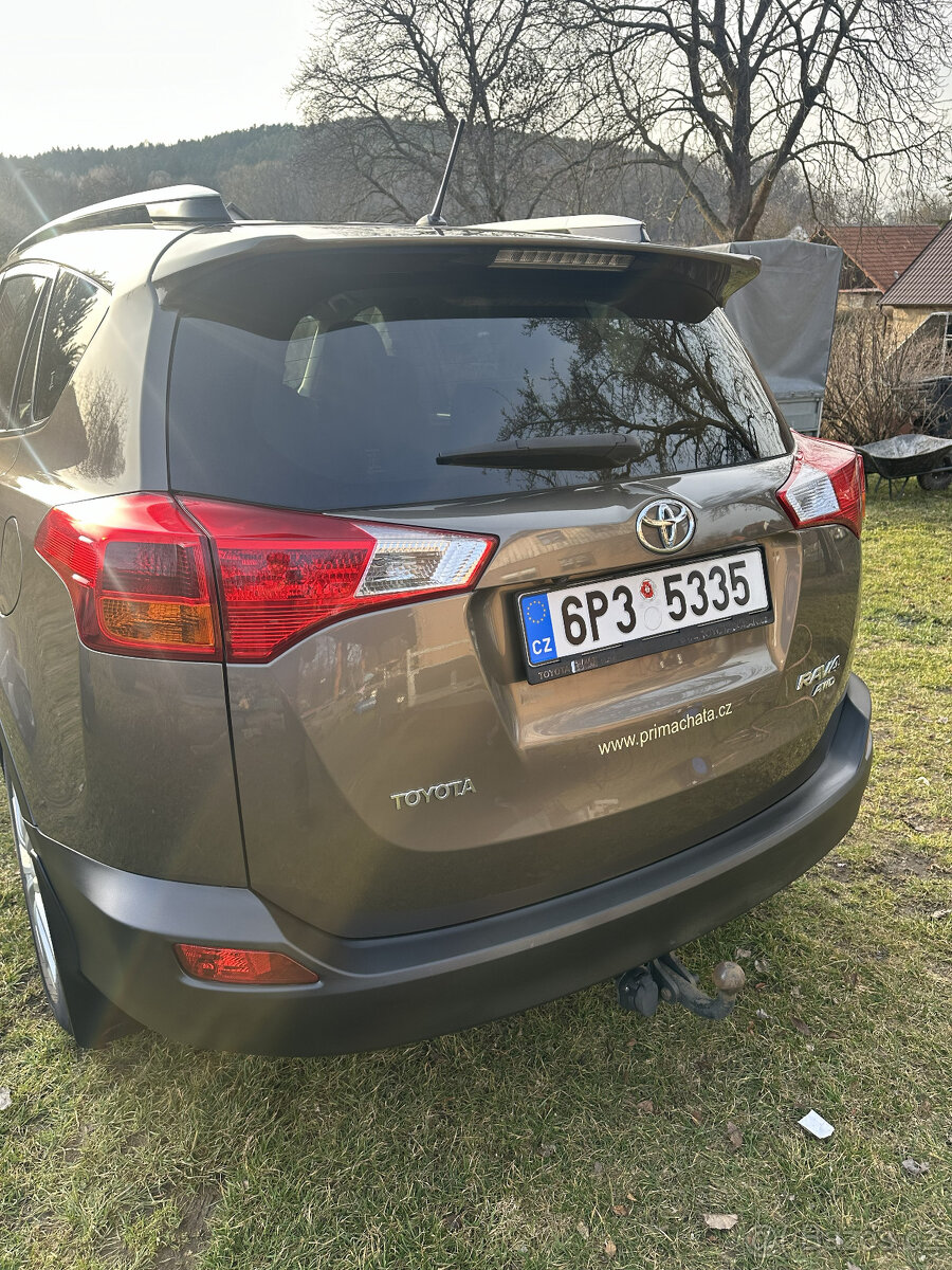 Toyota RAV4 2.2D 4x4 TOP stav původ ČR - 4