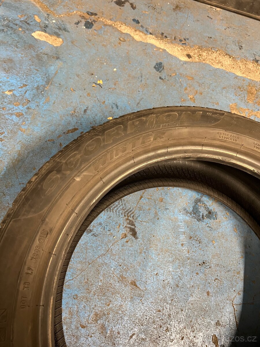 Zimní pneu Pirelli 235/50 R19 - 4