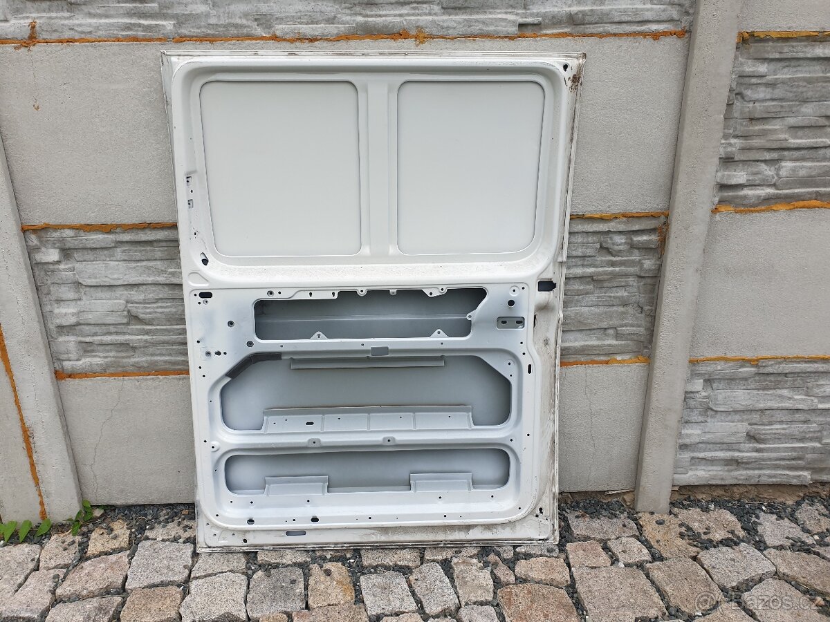 Volkswagen Transporter T5, T6 - 4