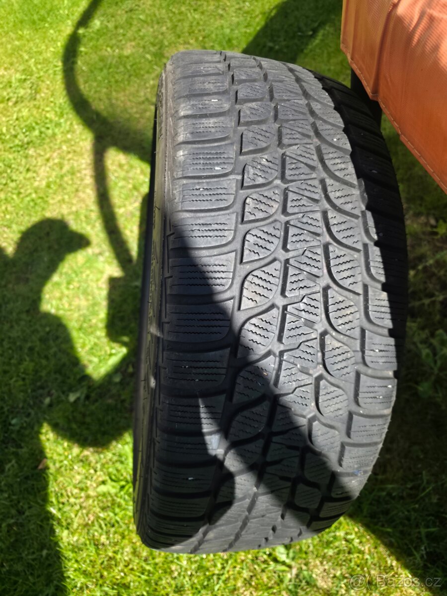 Bridgestone Blizzak LM-25V 225/45 R19 92V M+S - 4