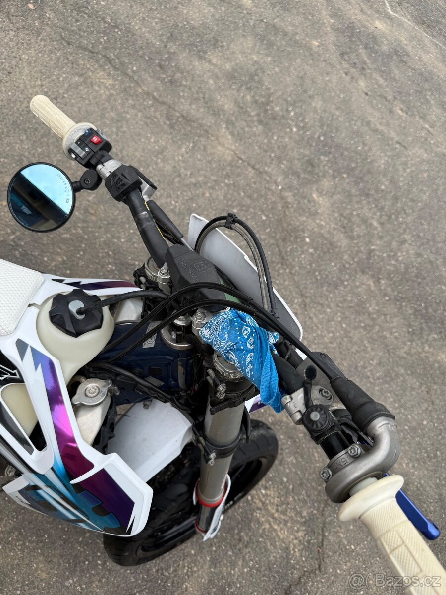 Husqvarna FE350 SUPERMOTO - 4