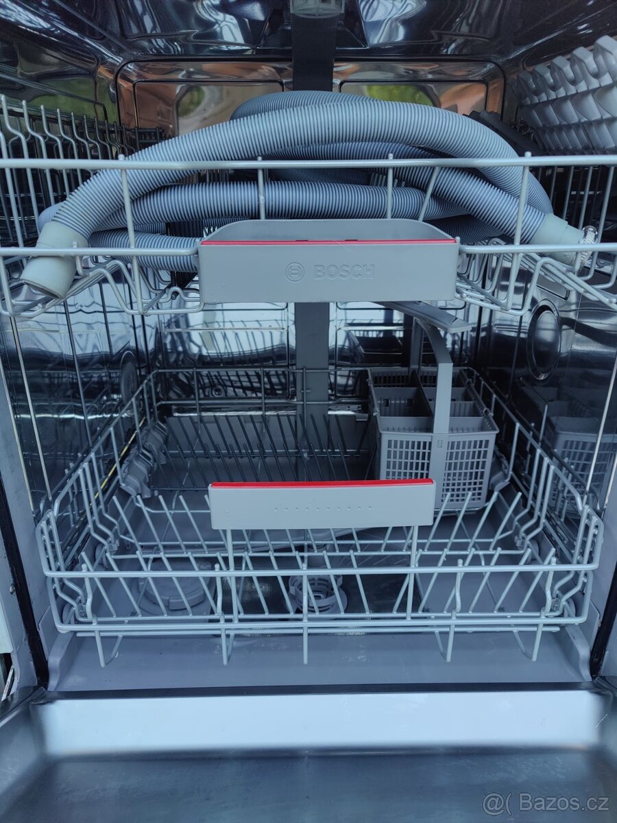 BOSCH Serie 4 myčka - 4