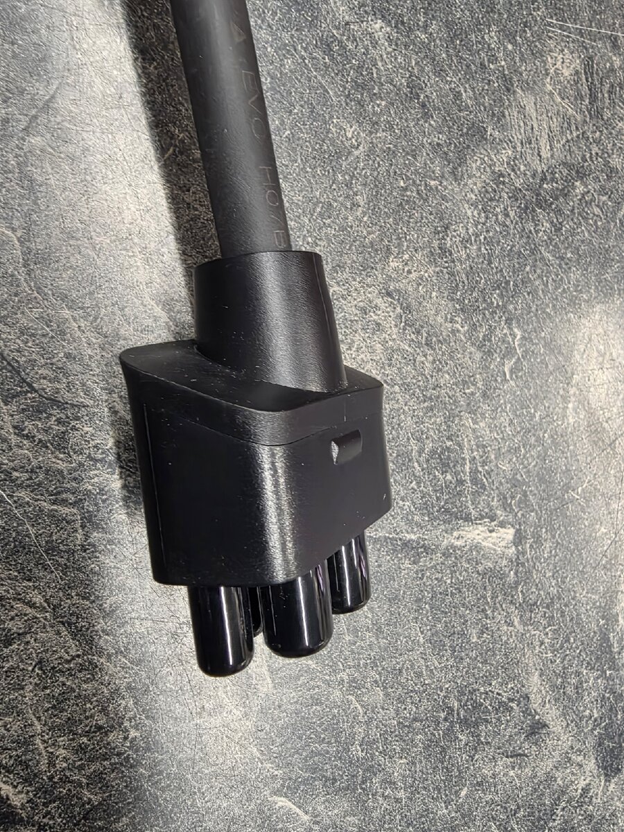32A kempingový adaptér pro Tesla nabíječku gen.2 - 4