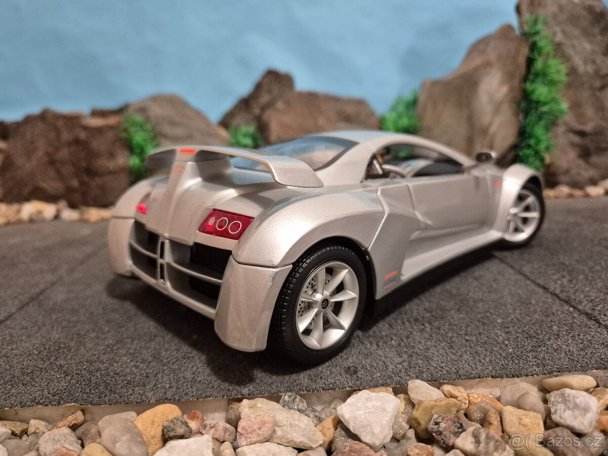 Prodám model 1:18 Prima giugiaro - 4