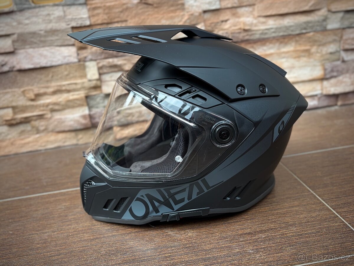ONEAL SIERRA RS SOLID ENDURO PŘILBA ČERNÁ - 4