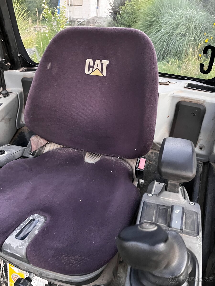 Minibagr Cat 301.7D - 4