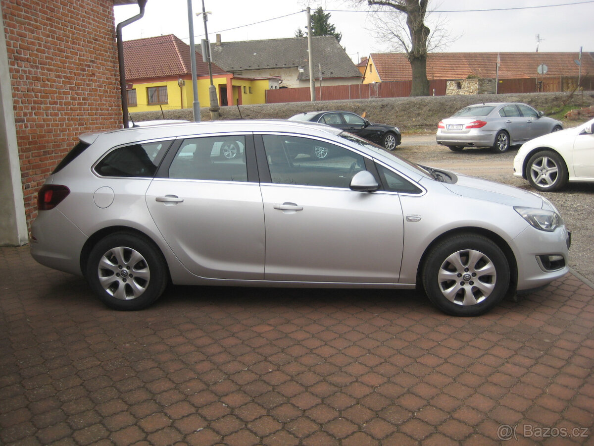 OPEL ASTRA 1.6 CDTi 81KW ČR SERVISKA - 4