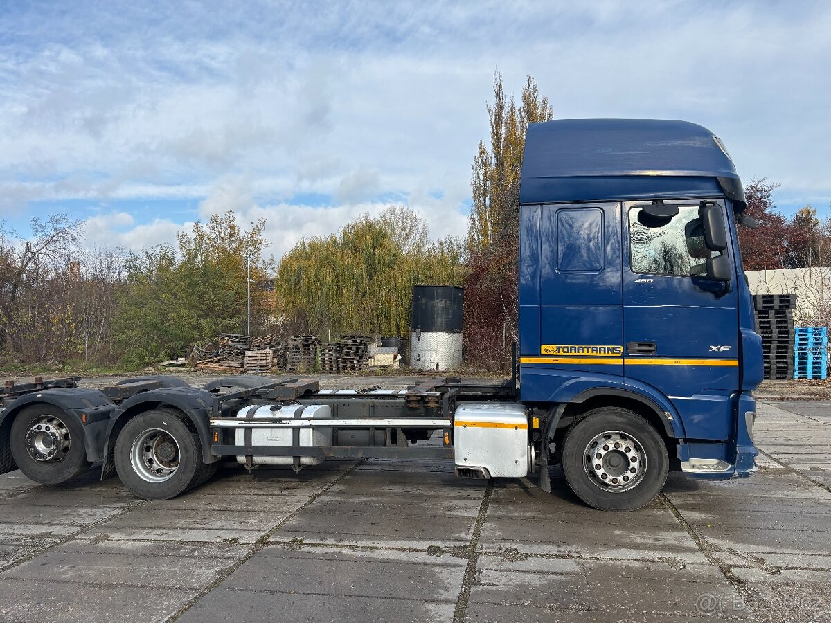 DAF XF480 SSC 6x2 BDF + Gobel přívěs - 4