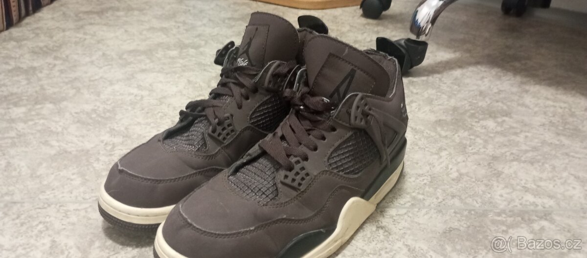 Jordan 4 - 4