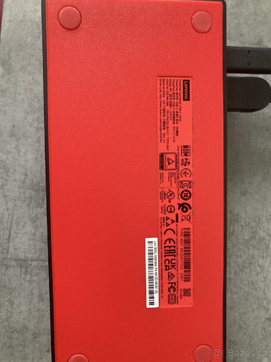 ThinkPad Universal USB-C Dock - 90W zdroj - 4