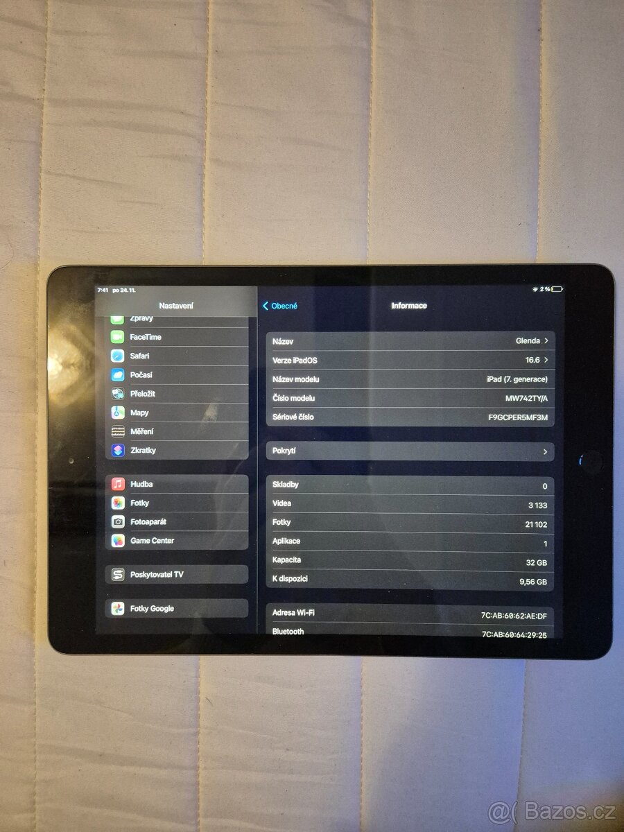 IPad 7. gen 32GB + Apple Pencil 1 + Apple klávesnice - 4