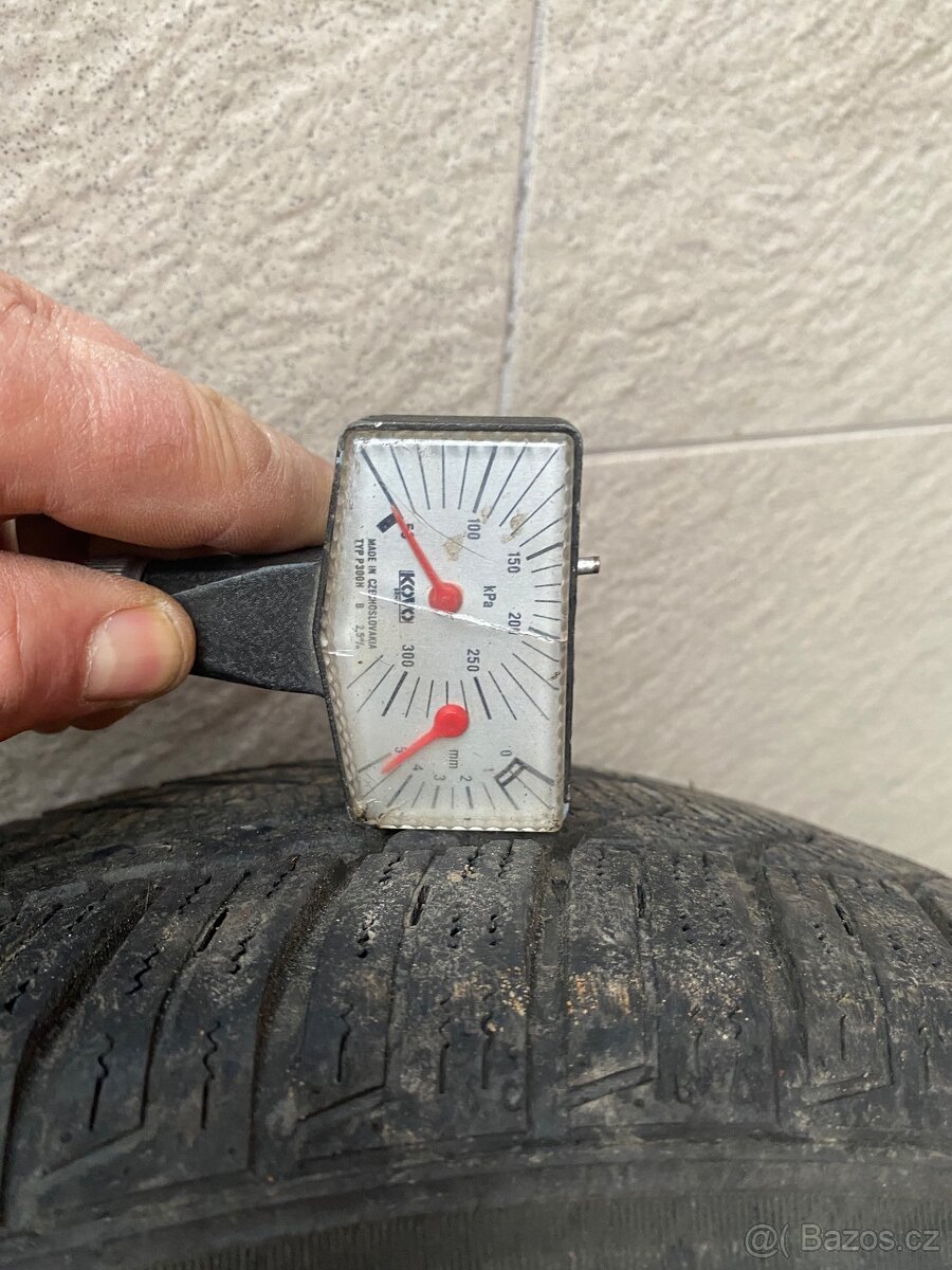 Disky s pneumatiky 205/60 R15 - 4