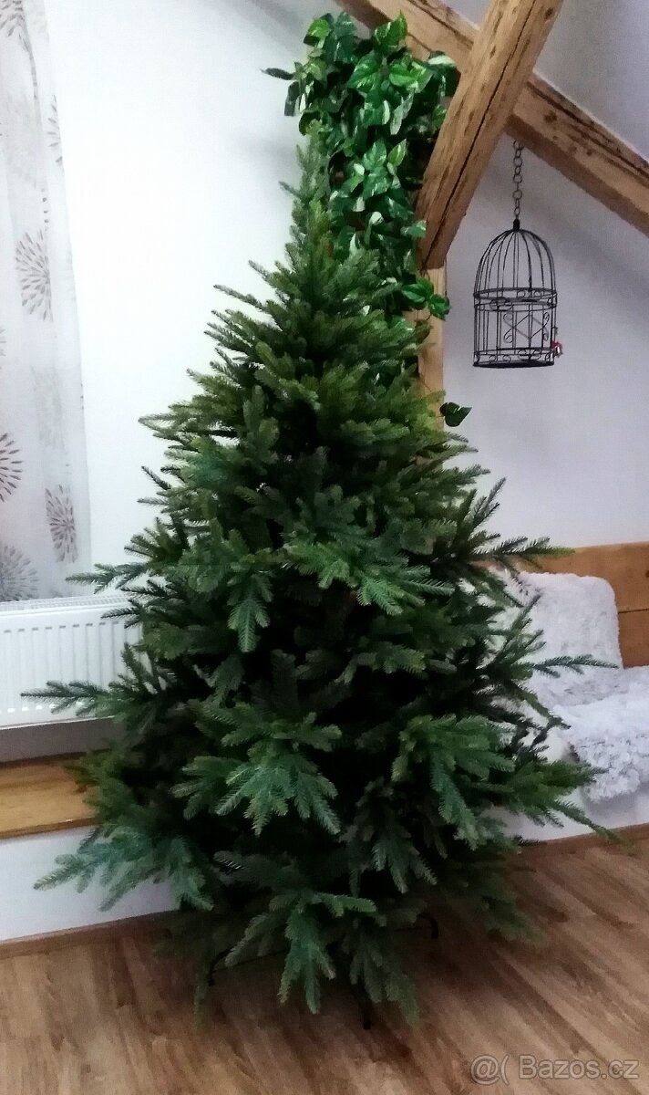 Vánoční stromek, smrk, 3D jehličí - 4