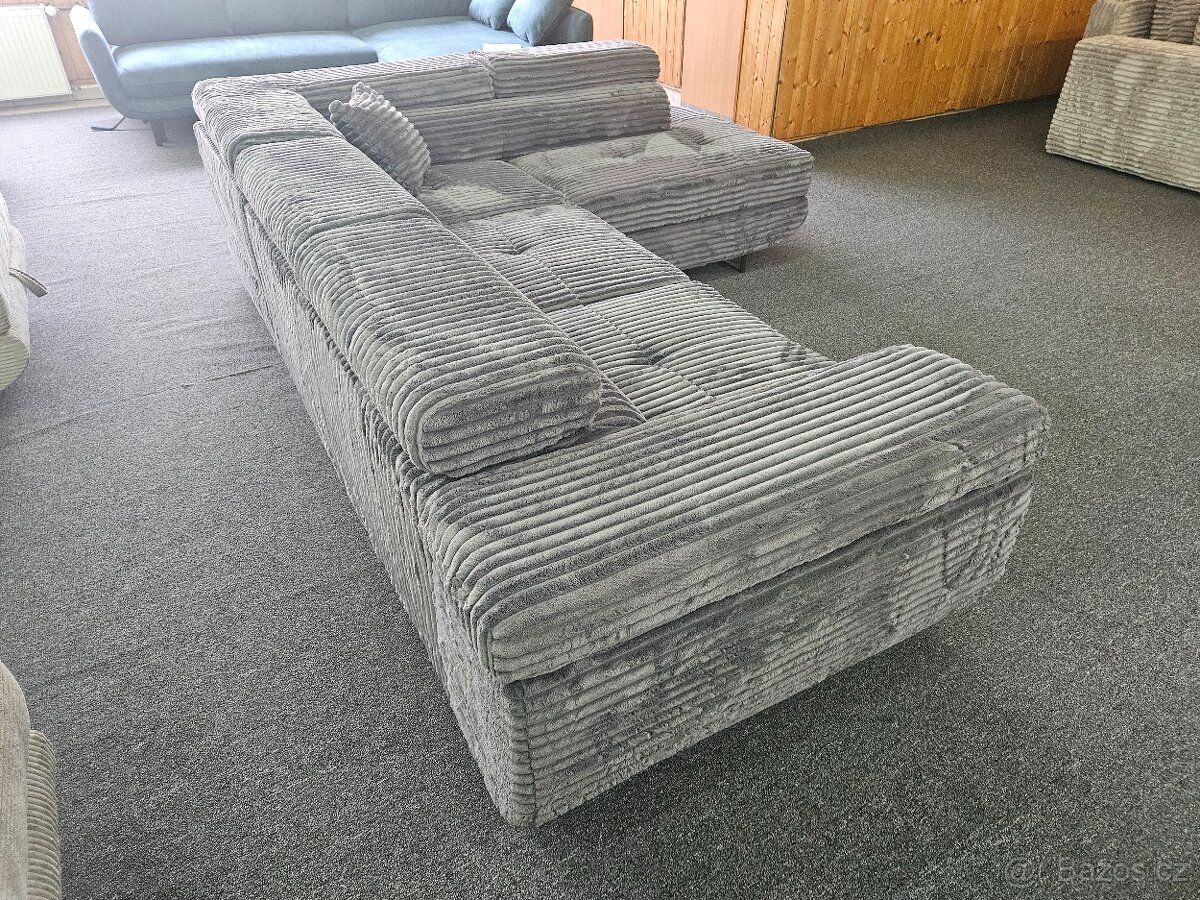 ROZKLÁDACÍ SEDACÍ SOUPRAVA - 4