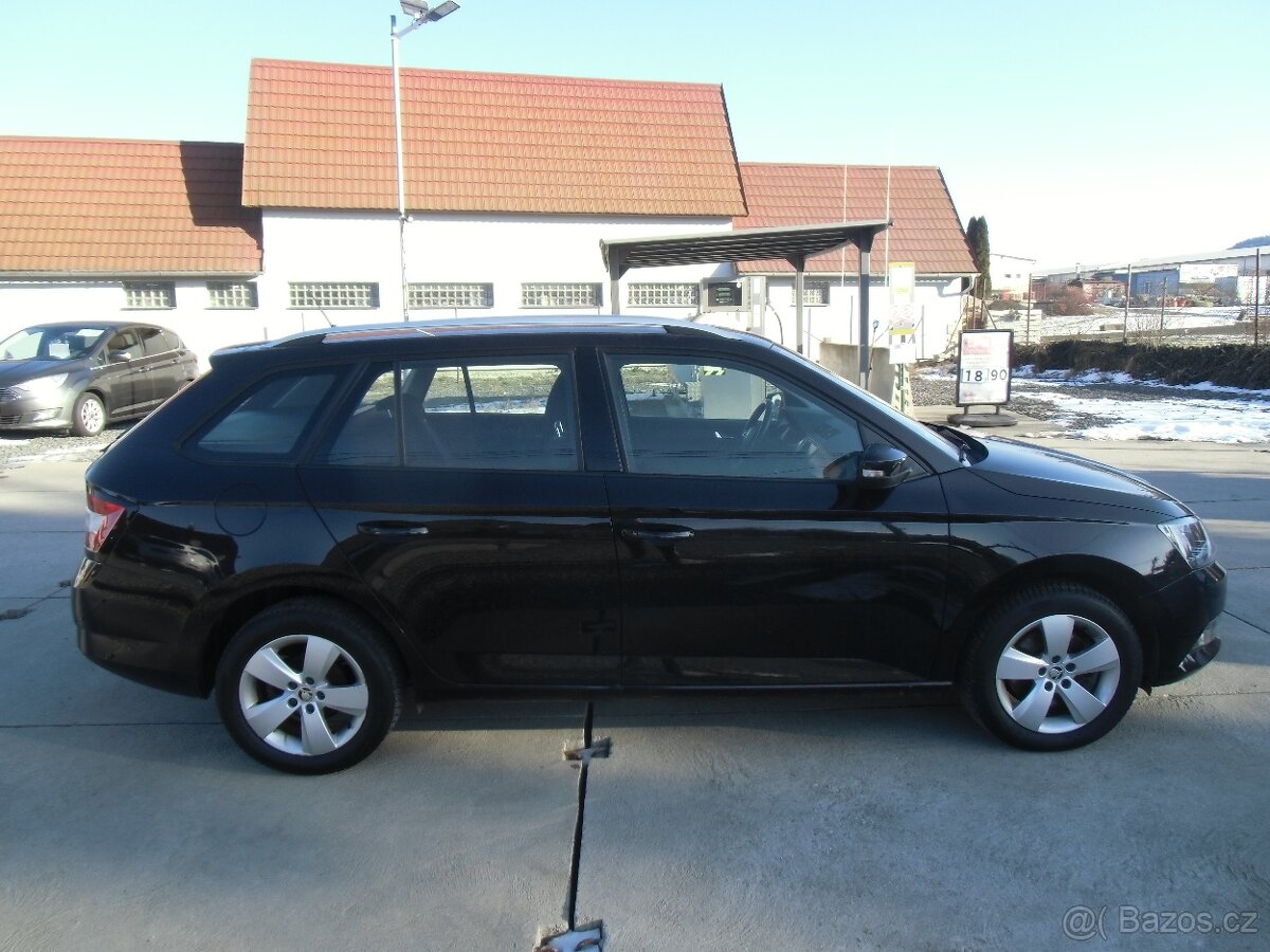 Škoda Fabia SW 1.0 TSI STYLE - 4