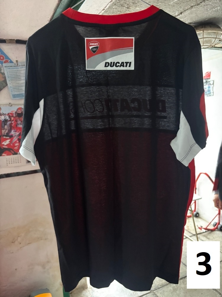 3 druhy triček Ducati - 4