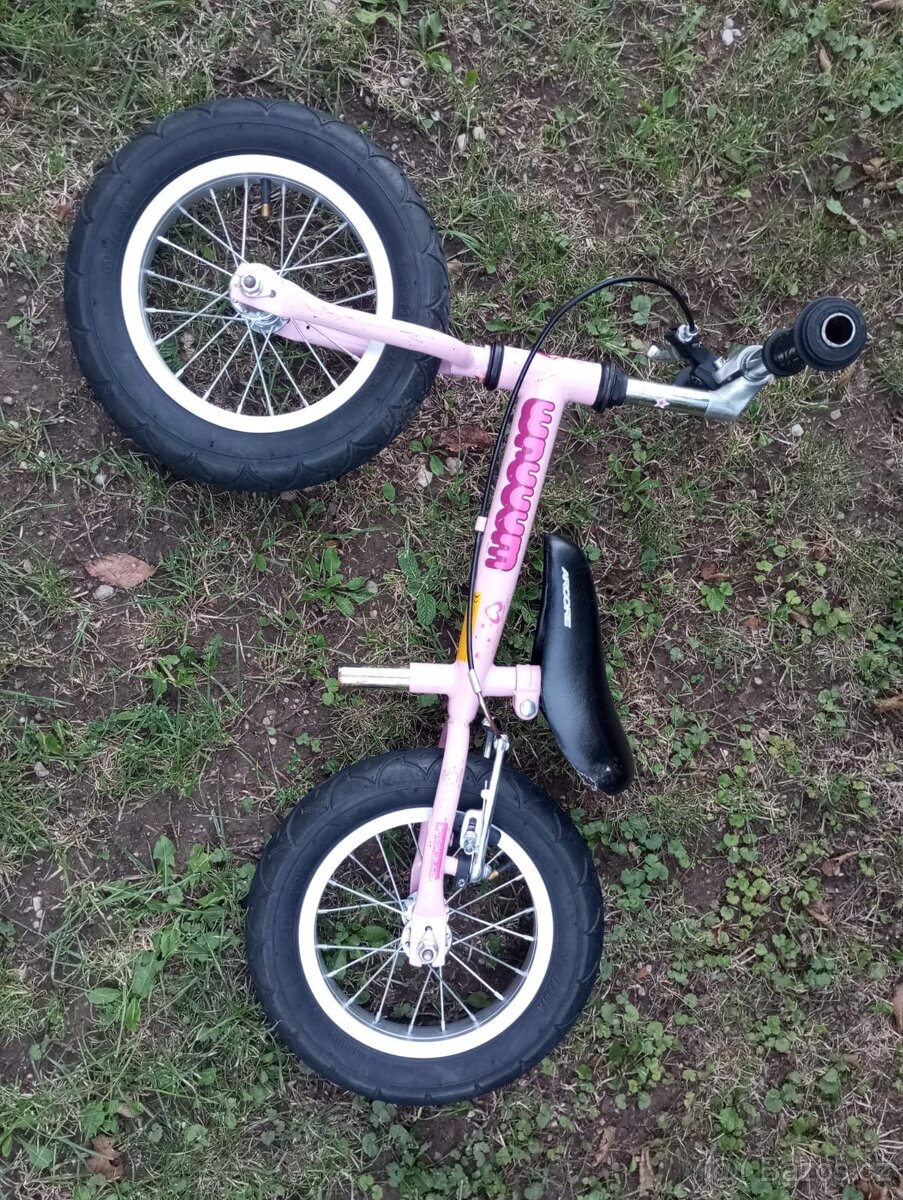 Kolo, odrážedlo a tříkolka - 4