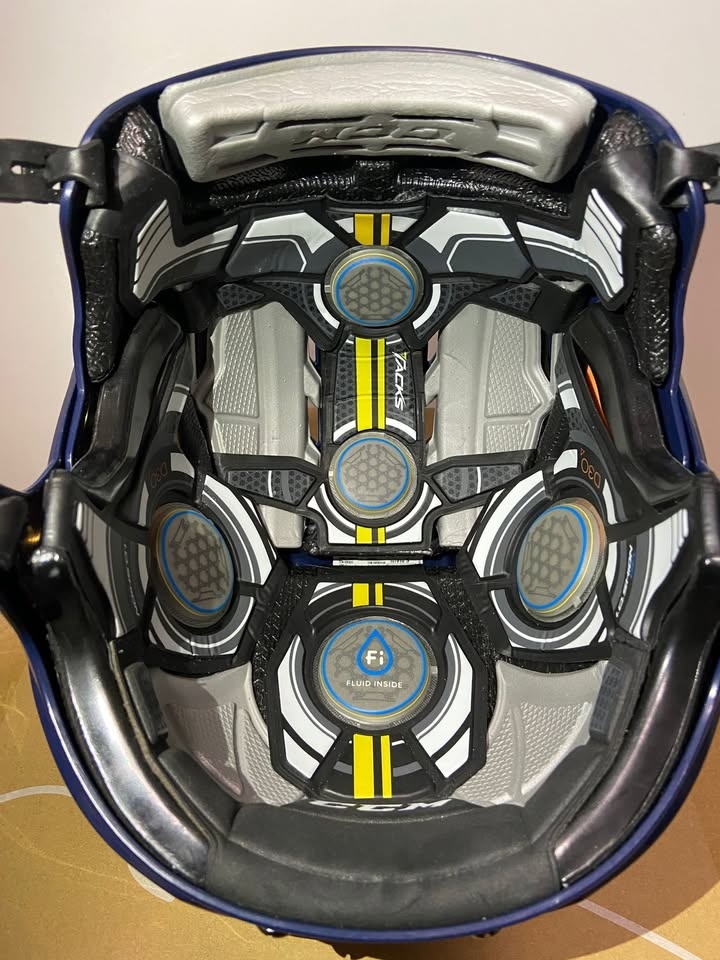 Helma CCM Tacks 910 - 4