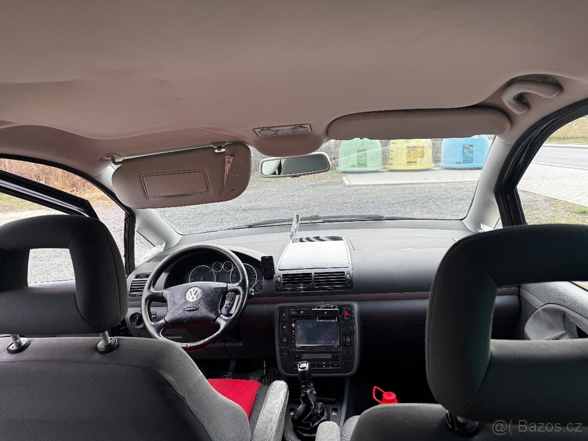 VW Sharan 1.9 96 kw, rok 2023 - 4