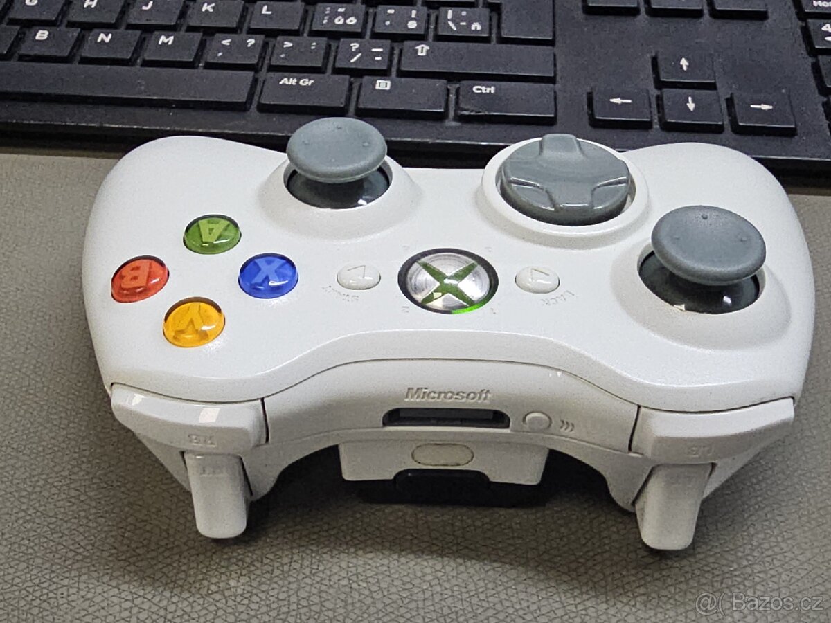 Ovladač xbox 360 - 4