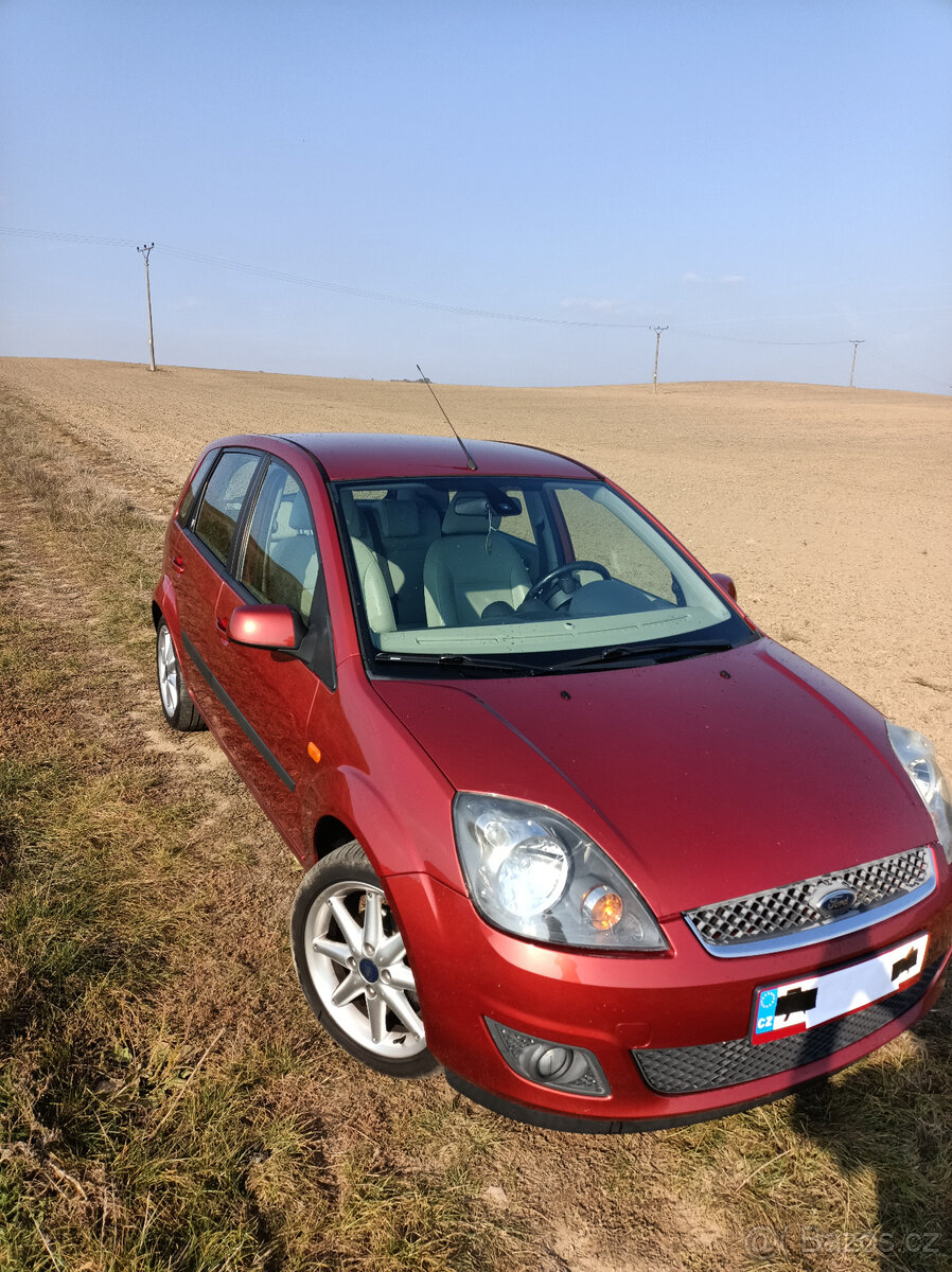 Ford Fiesta , 1,4 , GHIA - 4