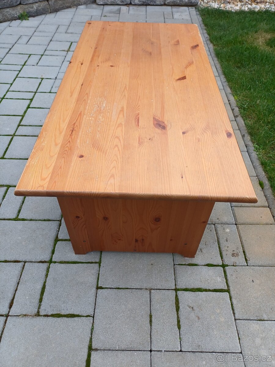 Konferenční stolek - 4