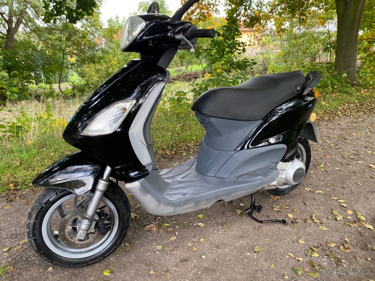 Piaggio Fly 125 - 4