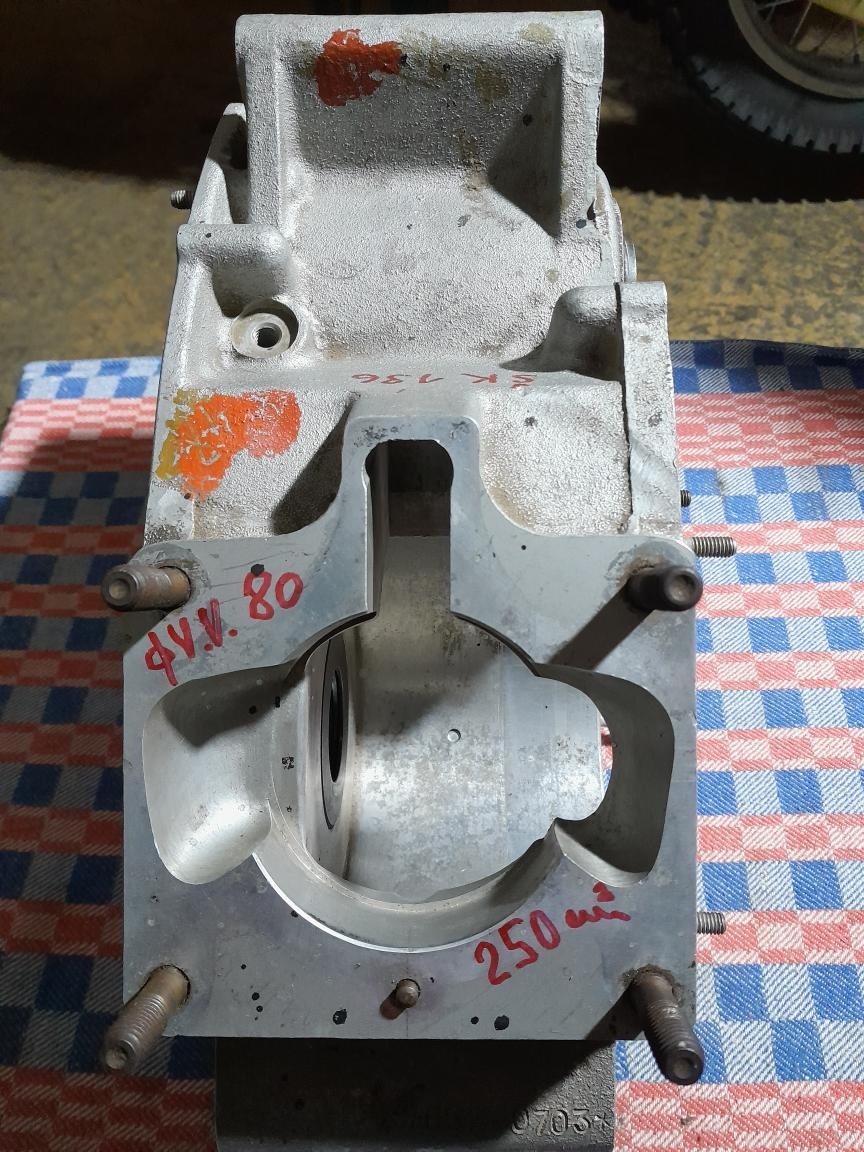 Jawa soutěžní,enduro,díly,karter - 4