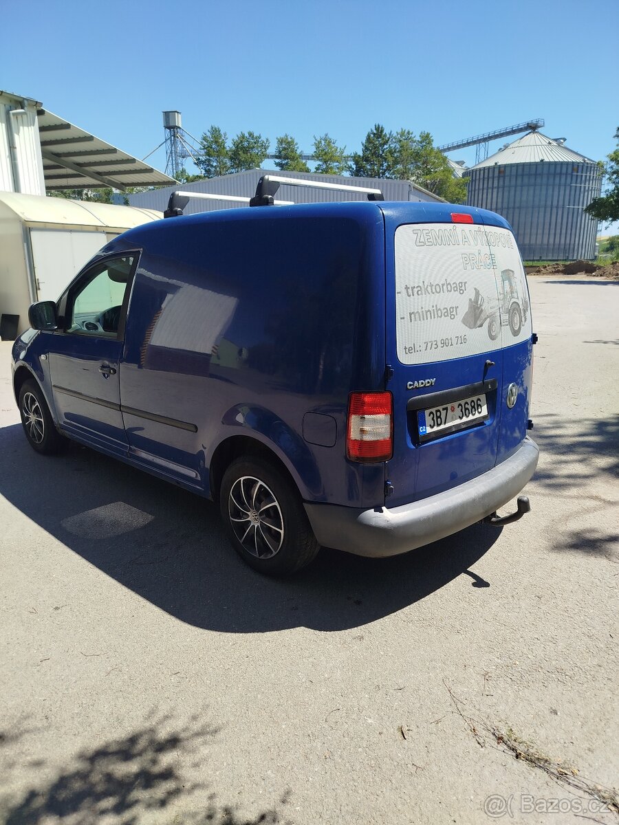 VW CADDY - 4